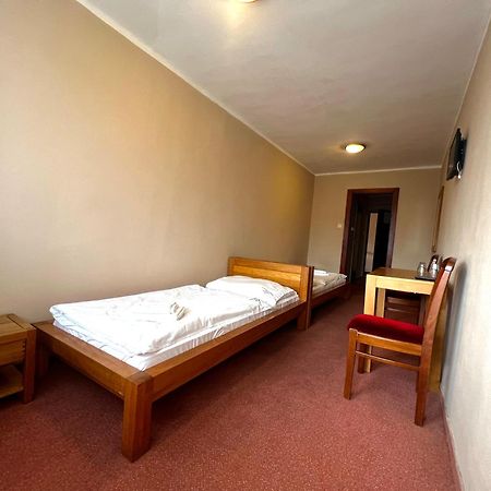 Grand Hotel Rooms Spisske Tomasovce Экстерьер фото