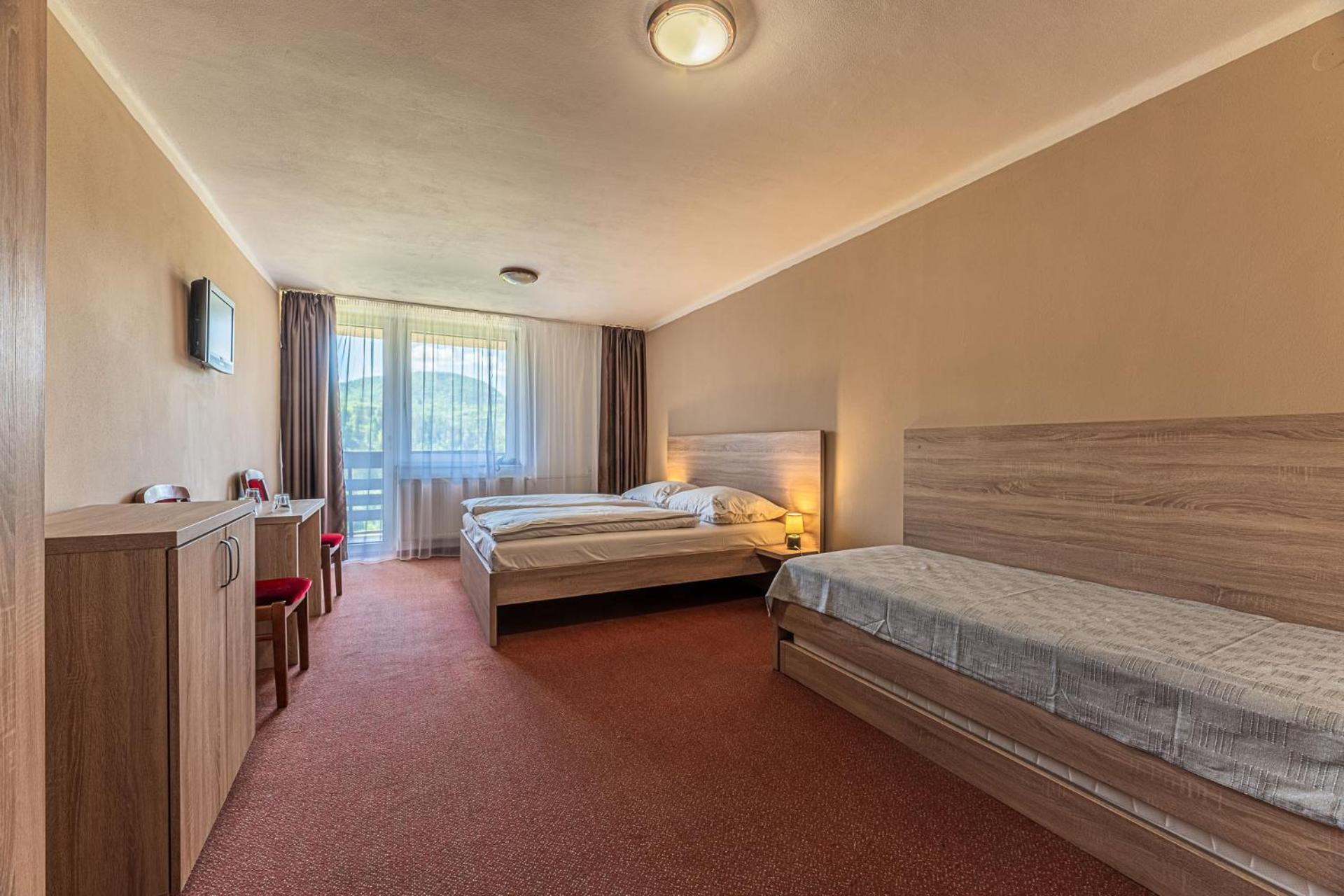 Grand Hotel Rooms Spisske Tomasovce Экстерьер фото